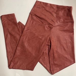 Aerie offline the hugger crossover leggings